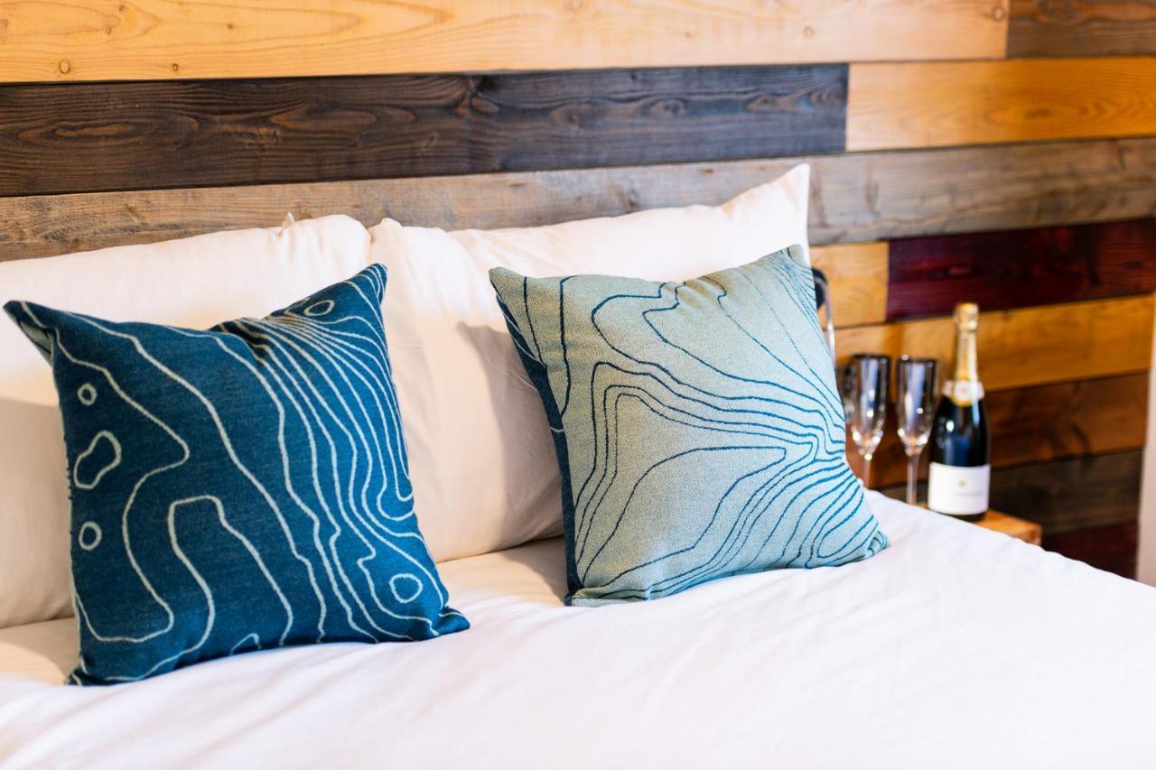 The Base Camp Hotel, Nevis Range Форт Уилям Екстериор снимка
