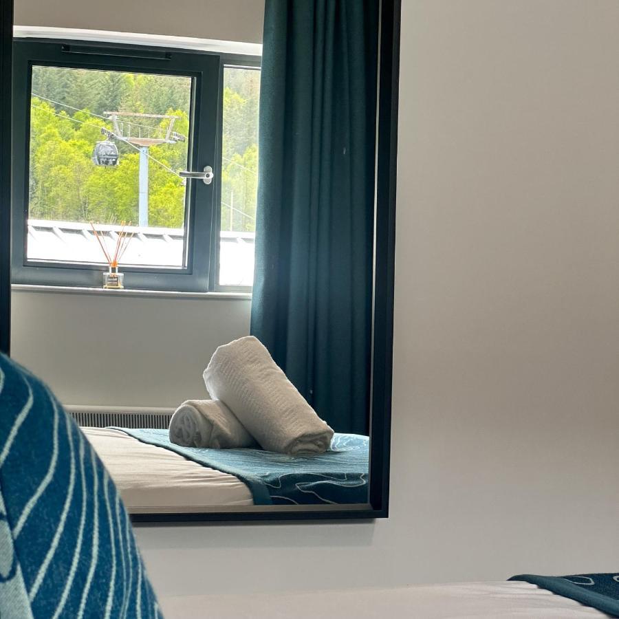 The Base Camp Hotel, Nevis Range Форт Уилям Екстериор снимка